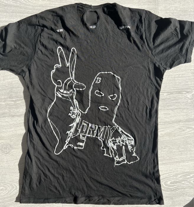 Рядки модели тениски Luda