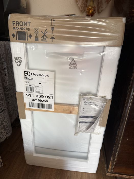 Mașină de spălat vase Electrolux