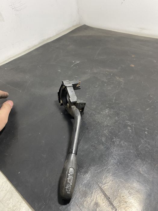 Maneta stergatoare Vw T4 2.5 Caravelle transporter Volkswagen