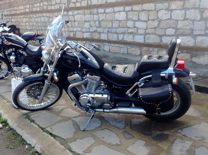 Сузуки Интрудер 600