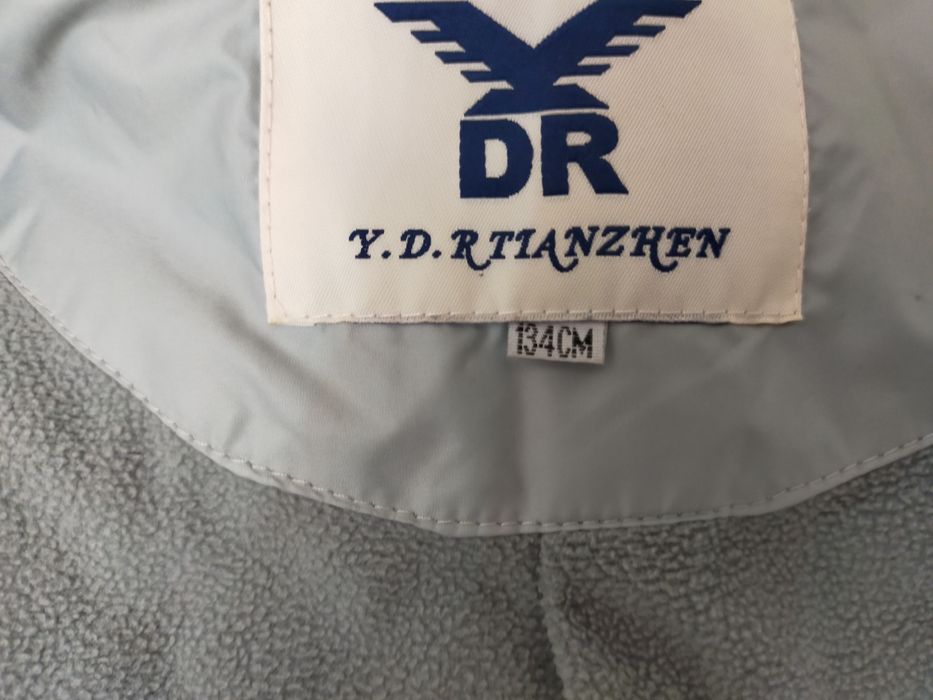 Срочно продам куртку на девочку