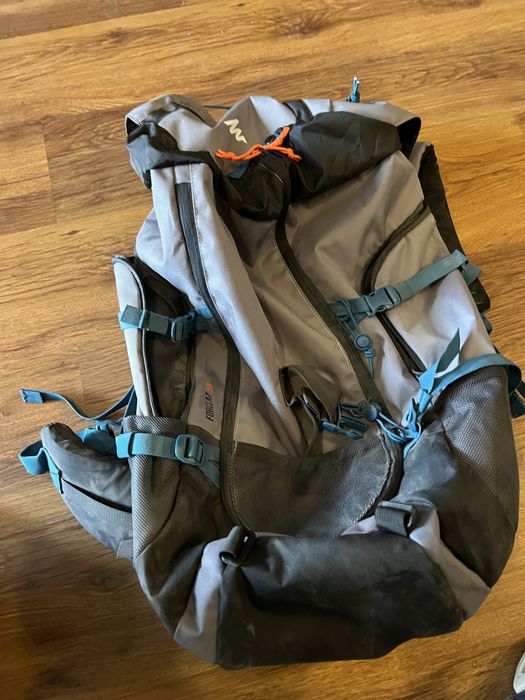 Rucsac mare expeditie foarte bun