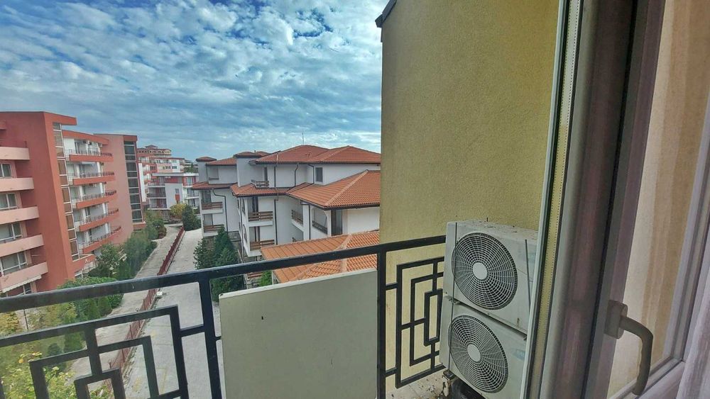 Продава се Тристаен апартамент в к.к. Слънчев бряг - 82 кв.м за 879 €/кв.м - Снимка #5