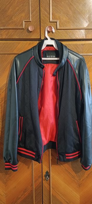 Geacă Bomber GUESS originală – Impecabilă (Mâneci piele) Mărimea XS