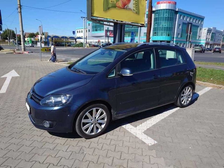 VOLKSWAGEN Golf Plus 2011
