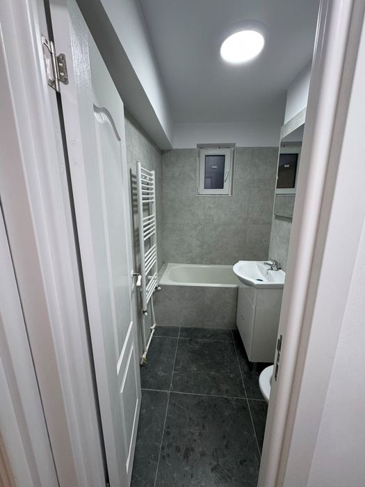 Închiriez apartament 2 camere în Suceava George Enescu etajul 1 vis-vis de pizzeria Luca