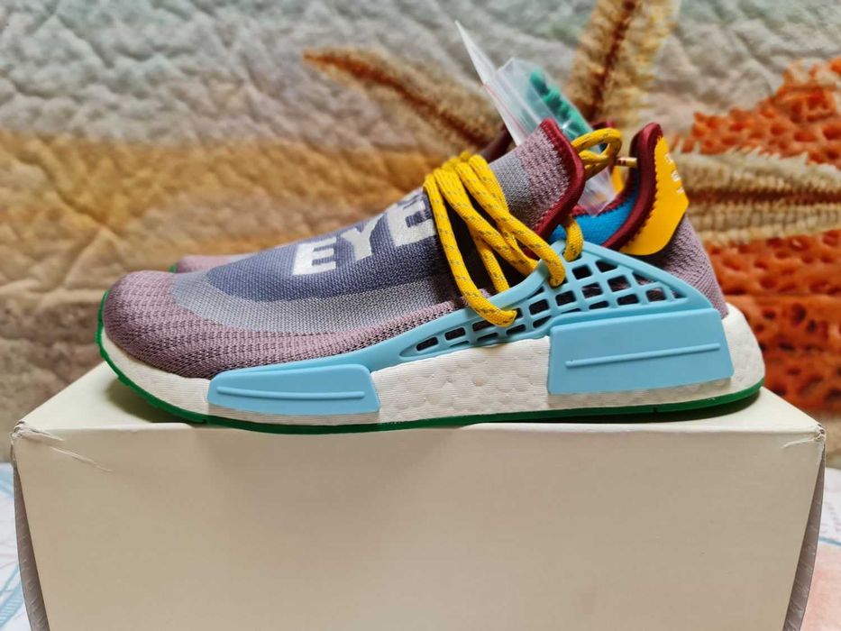 Оригинални мъжки обувки ADIDAS  PHARRELL WILLIAMS  HM размер  EU40.