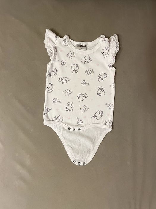 Бебешки дрешки 6-9 месеца МОМИЧЕ