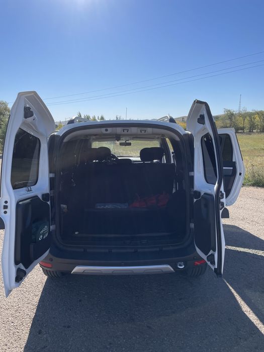 Продам Lada Largus Cross