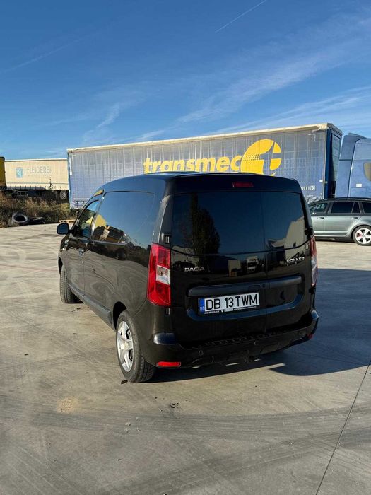 Dacia Dokker 2020 • Diesel • 70 kW / 95 CP • 125.000 km  • Negru