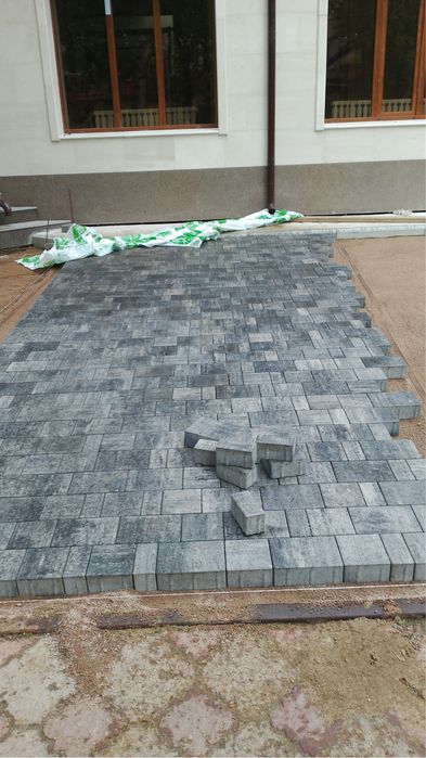 Укладка брусчатки и асфальта