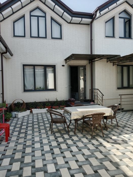 Sergili beruni mahallada honadon