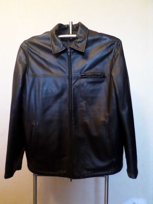Geacă din piele naturală - model motociclist - Prețul este negociabil