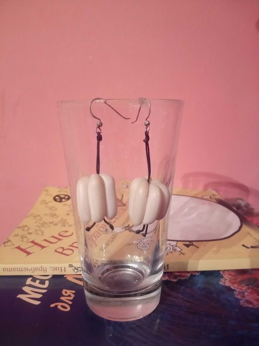 Рисувани обеци и други