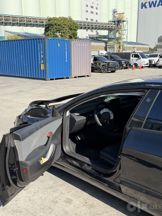 TESLA MODEL 3 2026/27