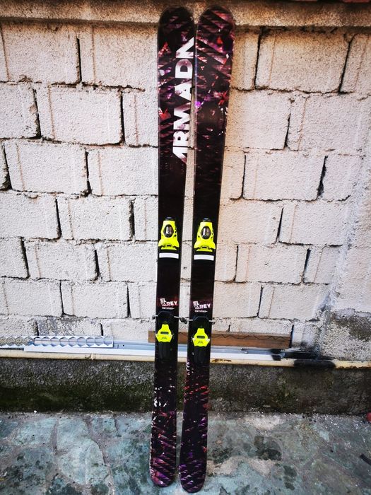 Vând schiuri Armada El Ray 178cm twintips freeride allmountain