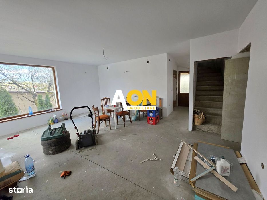 Casa semifinisata, 5 camere, 571 mp teren, Micesti
