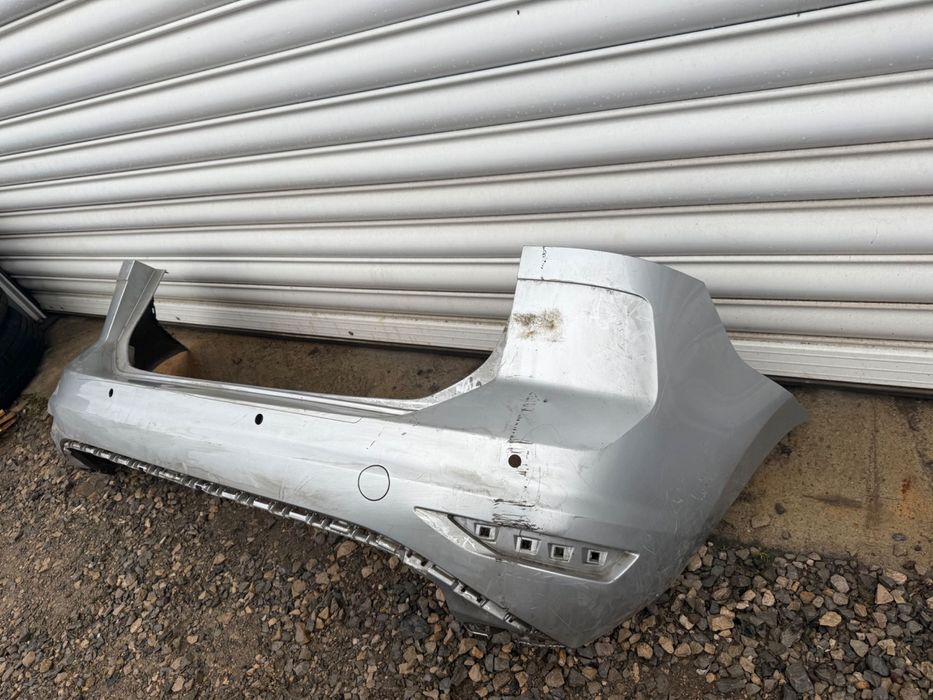 Задна броня за VW Touran (2015-2022)