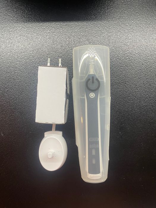 Продавам четка за зъби