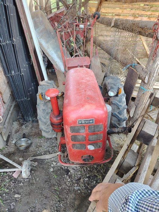 Vând motocultor fahr KT10 diesel