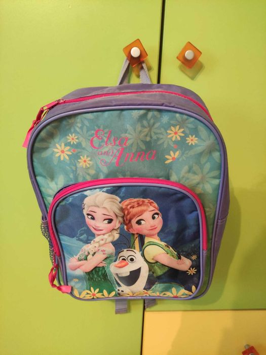 Ghiozdan pentru fetite cu Frozen