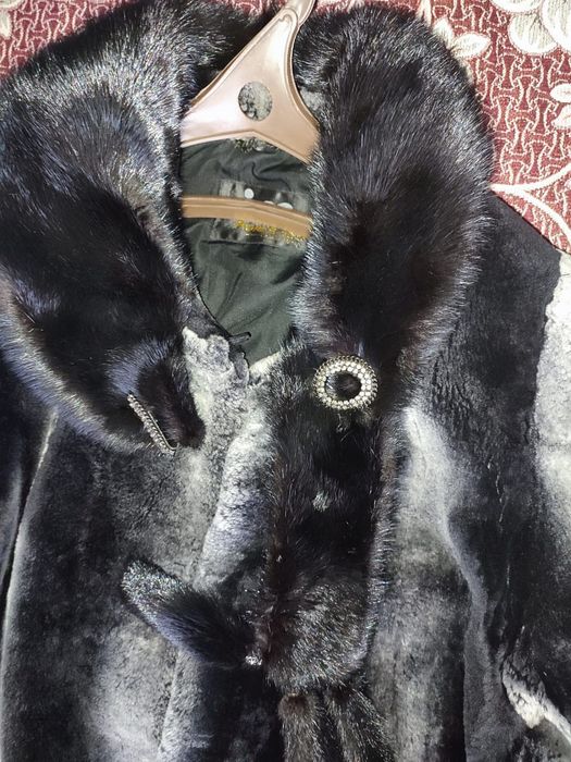 Шуба мутоновая б/у