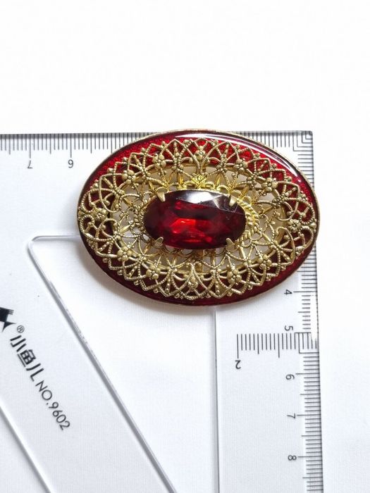 Советские винтажные броши