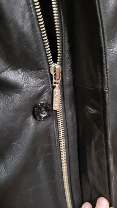 Куртка кожаная Boss