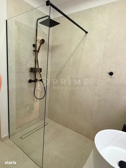 Apartament Premium cu 2 Camere , Terasă Spectaculoasa -Parcare si boxa