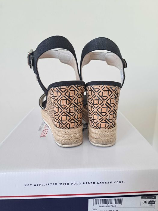 Еспадрили на платформа 38 номер