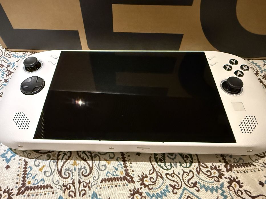 Lenovo Legion Go S конзола