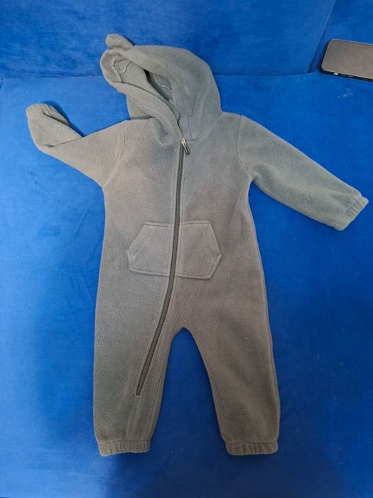 Продам детские вещи, комбинезоны