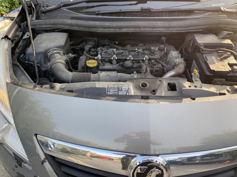 Cutie viteze automată Opel Meriva B 1.7 cdti 2011