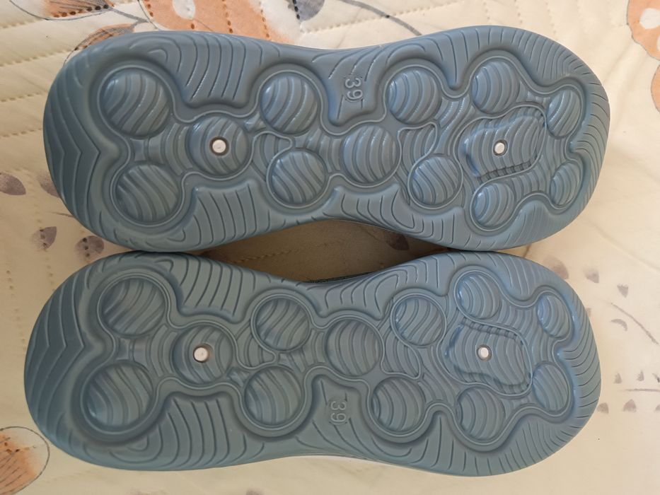 Плетени обувки номер 39