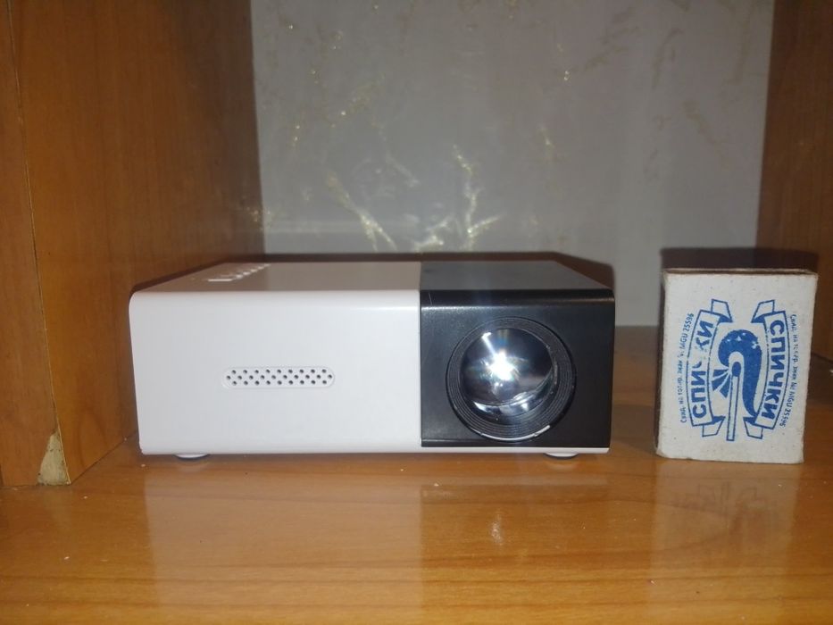LED proektor проэктор