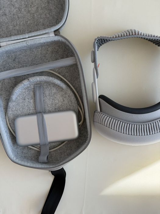 Ochelari VR Apple Vision Pro
