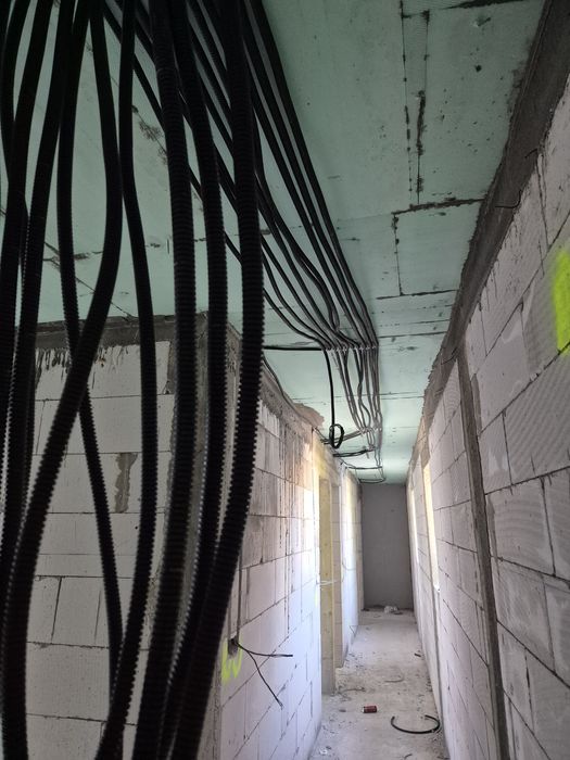 Construcții, instalații electrice,sanitare, asistență 24/24