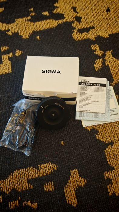 Sigma 85mm f/1.4 Art (EF) + Sigma USB Dock