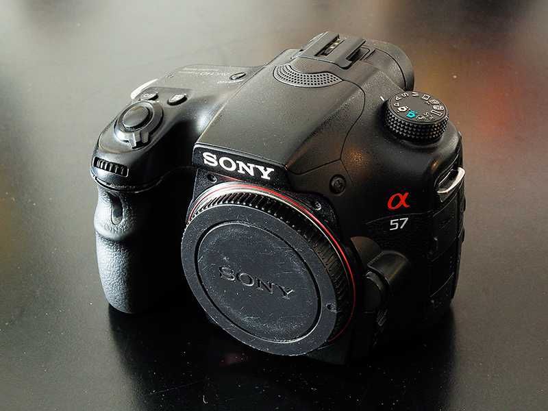 Camera foto DSLR - Sony A57 + Sigma DG Macro 70-300