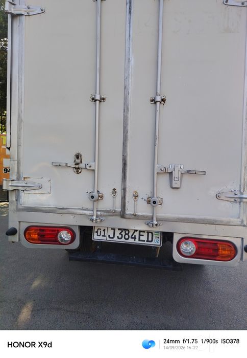 Hyundai Porter2 sotiladi