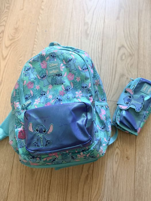 Set ghiozdan școlar și penar original Disney Stitch x Smiggle