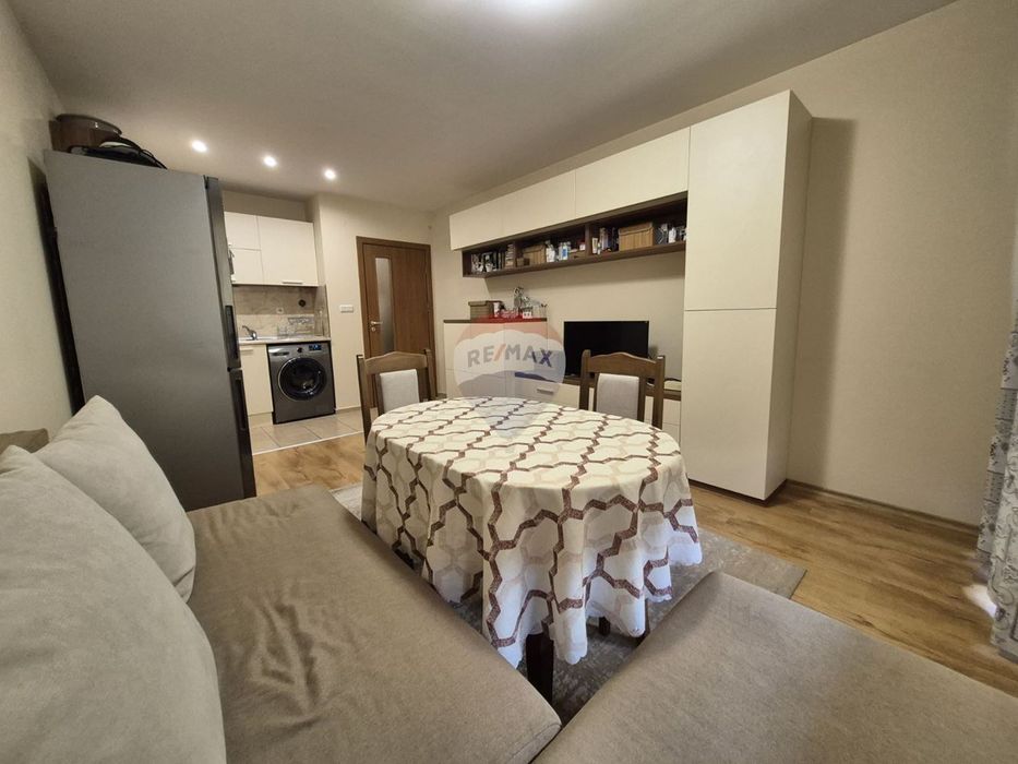 Продава се Двустаен апартамент в Варна, Конфуто - 60 кв.м за 2667 €/кв.м - Снимка #3