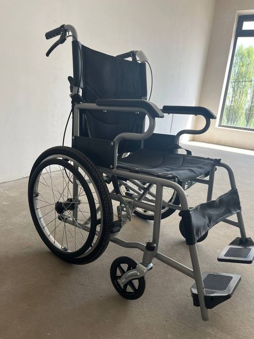 Инвалидная коляска