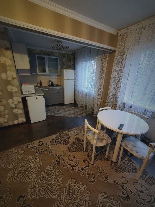 Квартиры посуточно , почасово.