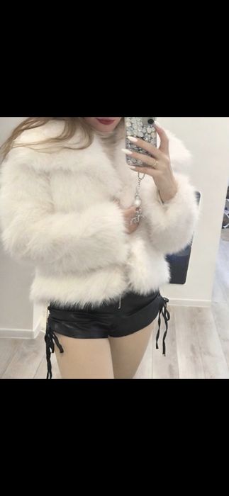 Продам шубу женскую