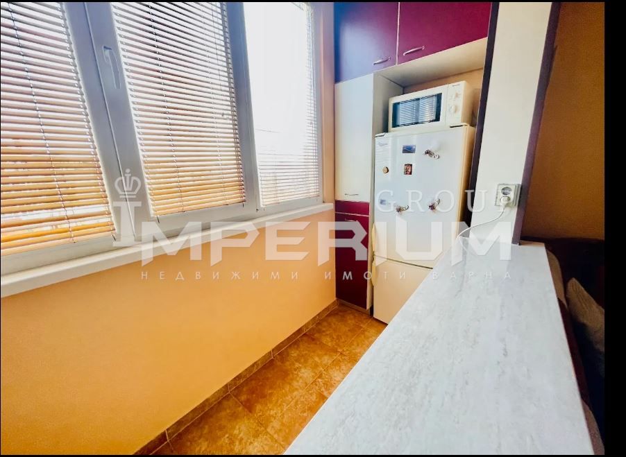 Дава се под наем Двустаен апартамент в Варна, Цветен квартал - 45 кв.м за 433.5 € - Снимка #7