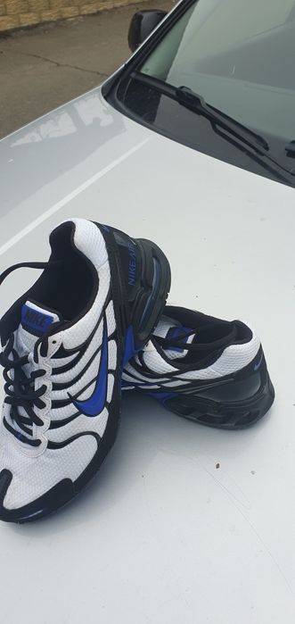 Maratonki orginalni nike 43 nomer
