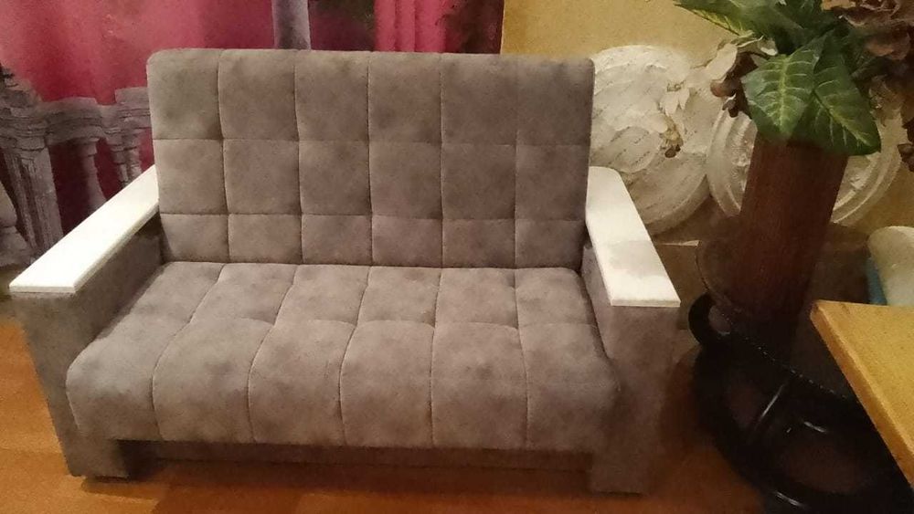 Продам диван в хорошем состоянии
