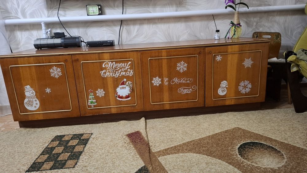 Отдам даром тумбу