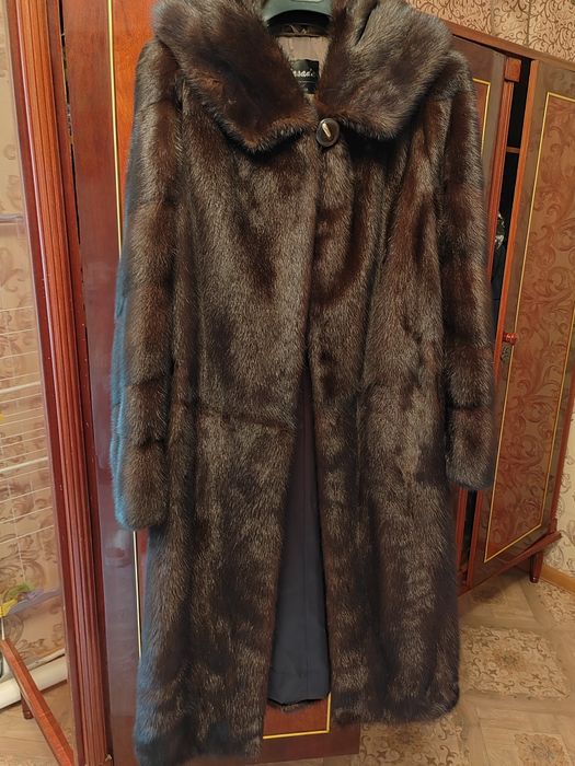 Шубка норковая продается